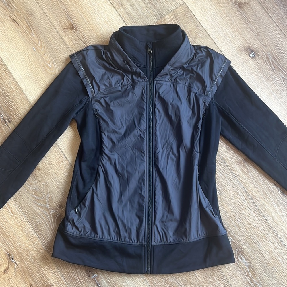 LULULEMON Snug Sprinter Jacket - Picture 4 of 16